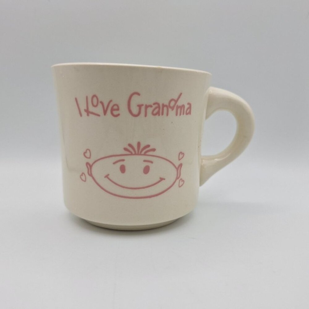 I Love Grandma Mug Vintage USA Pink Grandchild Kid Gift Mothers Day Small 8 Oz‎